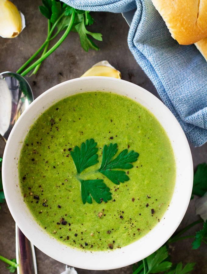Roasted Asparagus and Garlic Soup