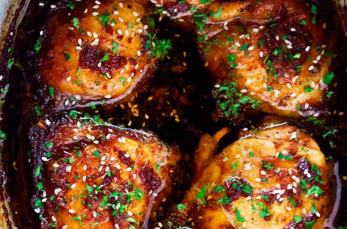 This slow cooker honey garlic chicken is so easy to make. Just dump everything in the crockpot and let it do its thing.