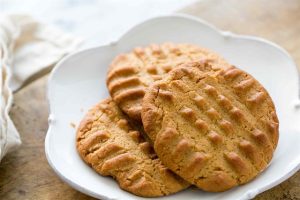 How to Make 4 Ingredient Peanut Butter Cookie