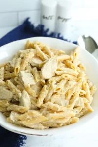 Easy Chicken Alfredo with Penne Pasta and Alfredo Sauce