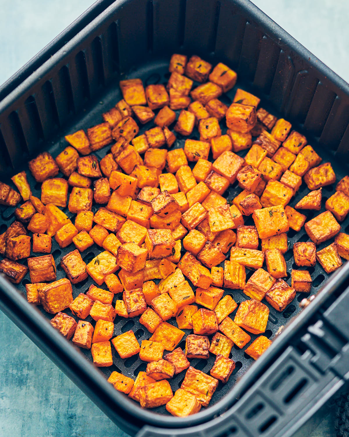 air fryer roasted butternut squash with cinnamon